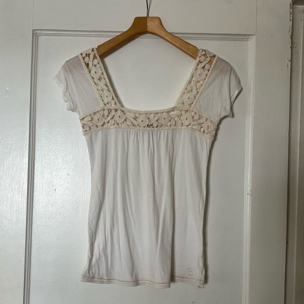 Gently loved Abercrombie & Fitch top Sz M